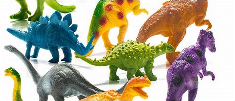 Toy plastic dinosaurs